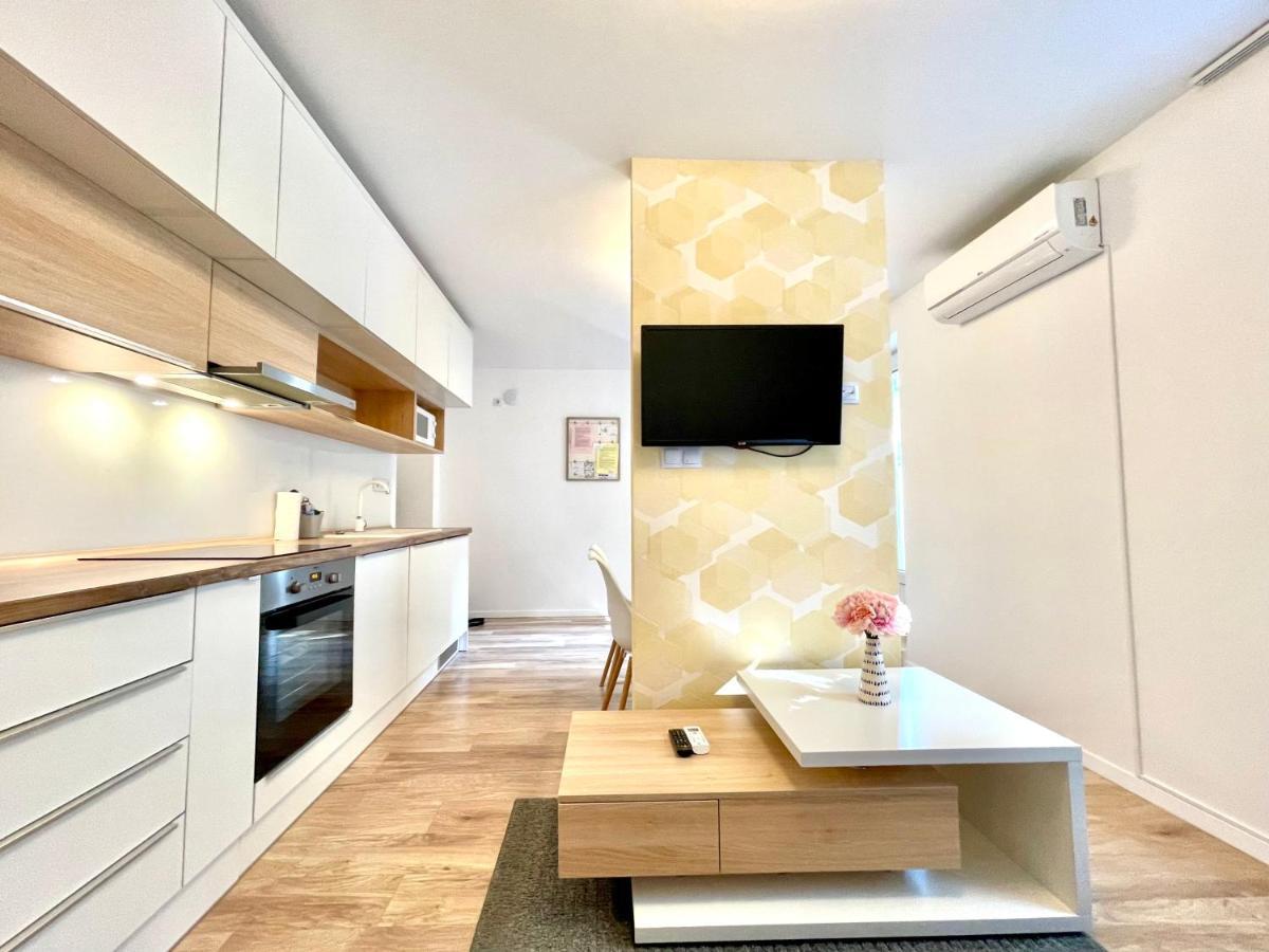 Golden Relax Apartments Балатонфюред Екстер'єр фото