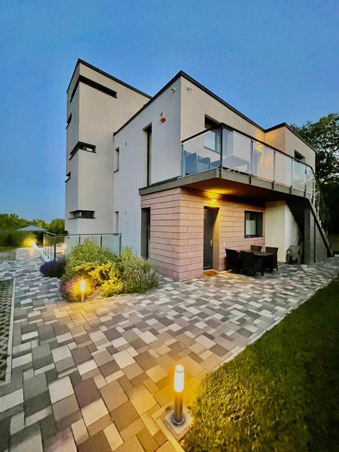 Golden Relax Apartments Балатонфюред Екстер'єр фото