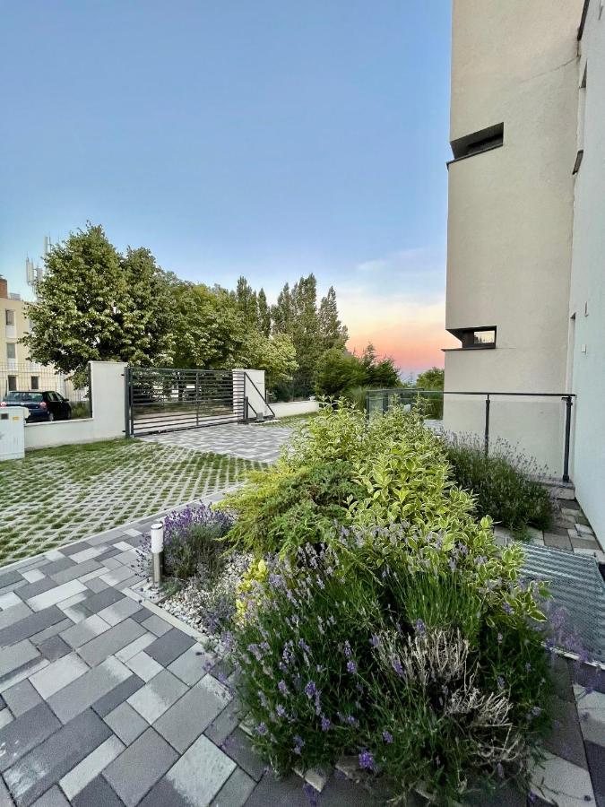 Golden Relax Apartments Балатонфюред Екстер'єр фото