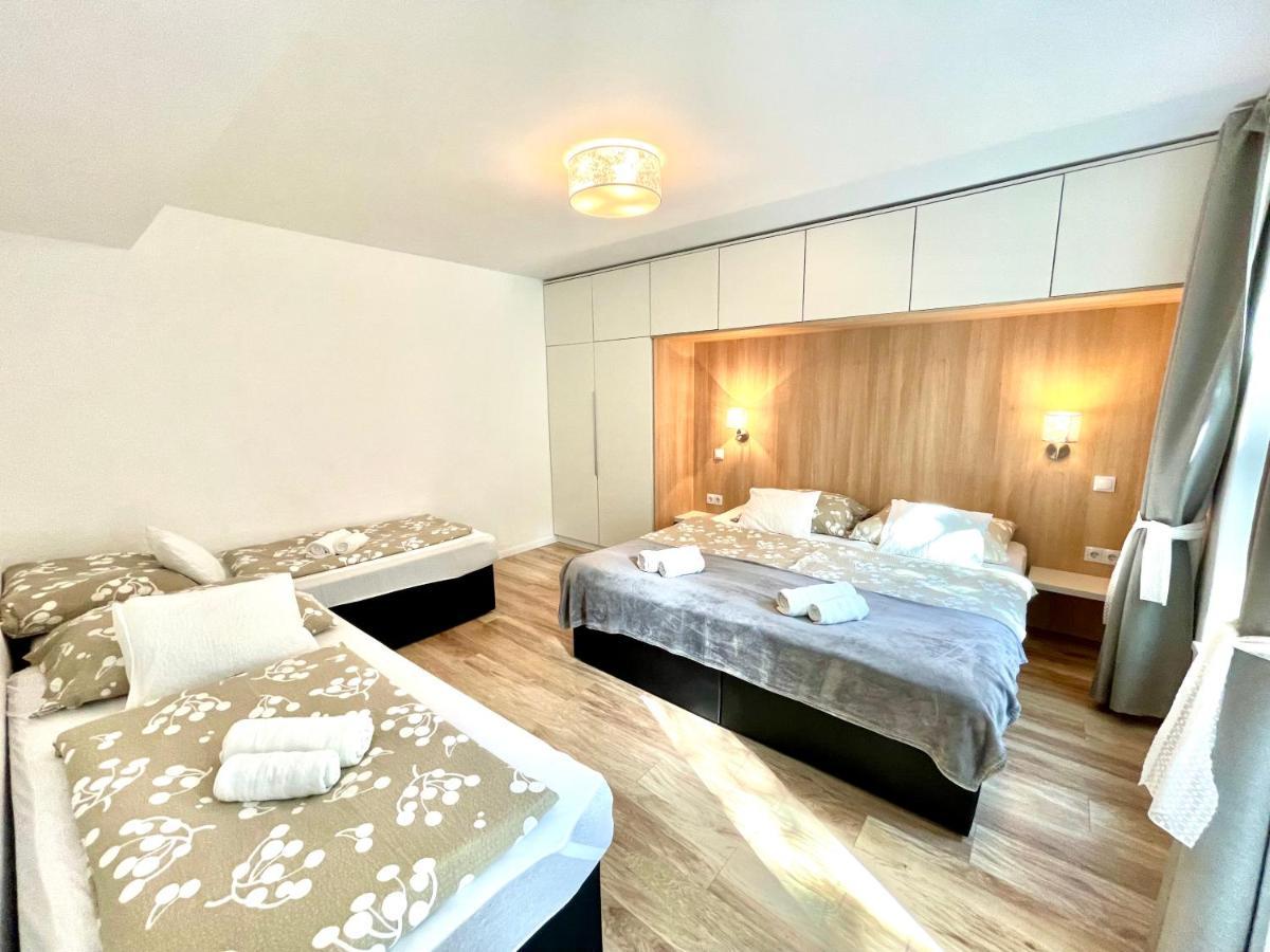 Golden Relax Apartments Балатонфюред Екстер'єр фото