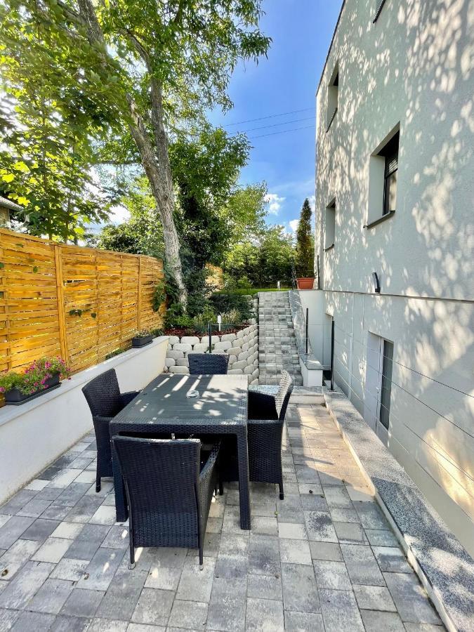 Golden Relax Apartments Балатонфюред Екстер'єр фото